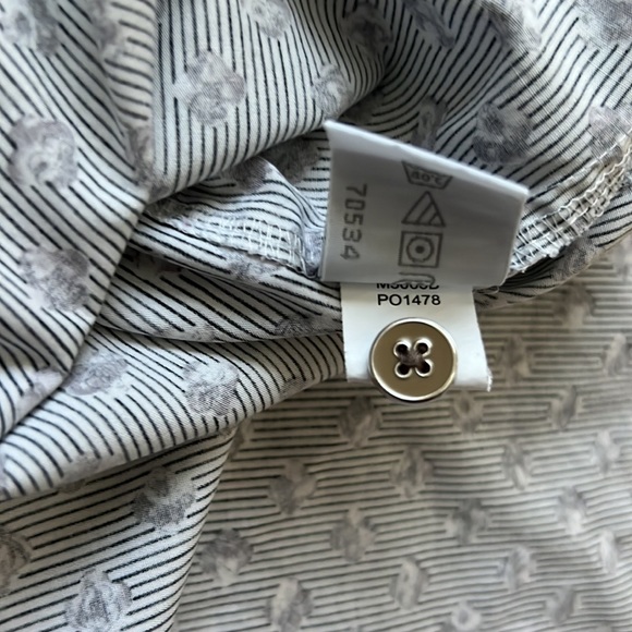 Foxcroft button up top. Size 18 - Picture 13 of 13